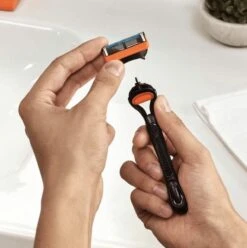 Gillette® Gillette Fusion5 Scheermesjes Voor Mannen - 8 Navulmesjes - XL Verpakking 10 Gillette® Gillette Fusion5 Scheermesjes Voor Mannen - 8 Navulmesjes - XL Verpakking -Lichaamsverzorging Winkel 1196x1200 18