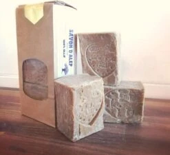 Pure Aleppo Zeep (3 Stuks) -100% Olijfolie- Savon D'Alep - Olijfolie Zeep 9 Pure Aleppo Zeep (3 Stuks) -100% Olijfolie- Savon D'Alep - Olijfolie Zeep -Lichaamsverzorging Winkel 1200x1097 2