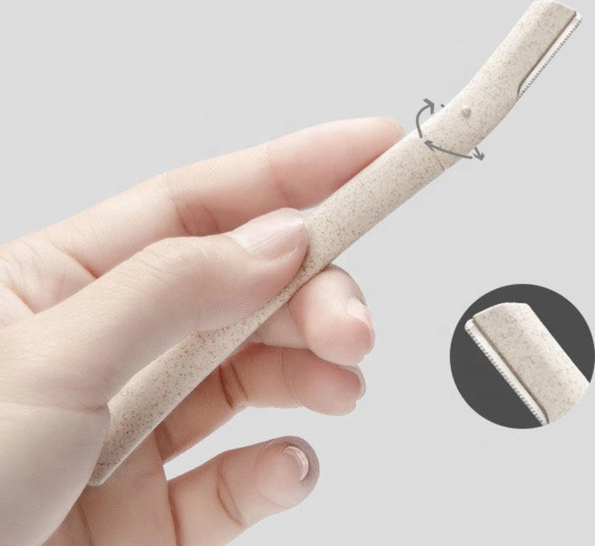 INTER-ESQUE Wenkbrauw Mesje - Eyebrow Razor - Dermaplaning - Scheermesjes Gezicht - Wenkbrauw Scheermesje Van Tarwestro - 6 Stuks 3x Groot + 3x Klein 6 INTER-ESQUE Wenkbrauw Mesje - Eyebrow Razor - Dermaplaning - Scheermesjes Gezicht - Wenkbrauw Scheermesje Van Tarwestro - 6 Stuks 3x Groot + 3x Klein - Afbeelding 4