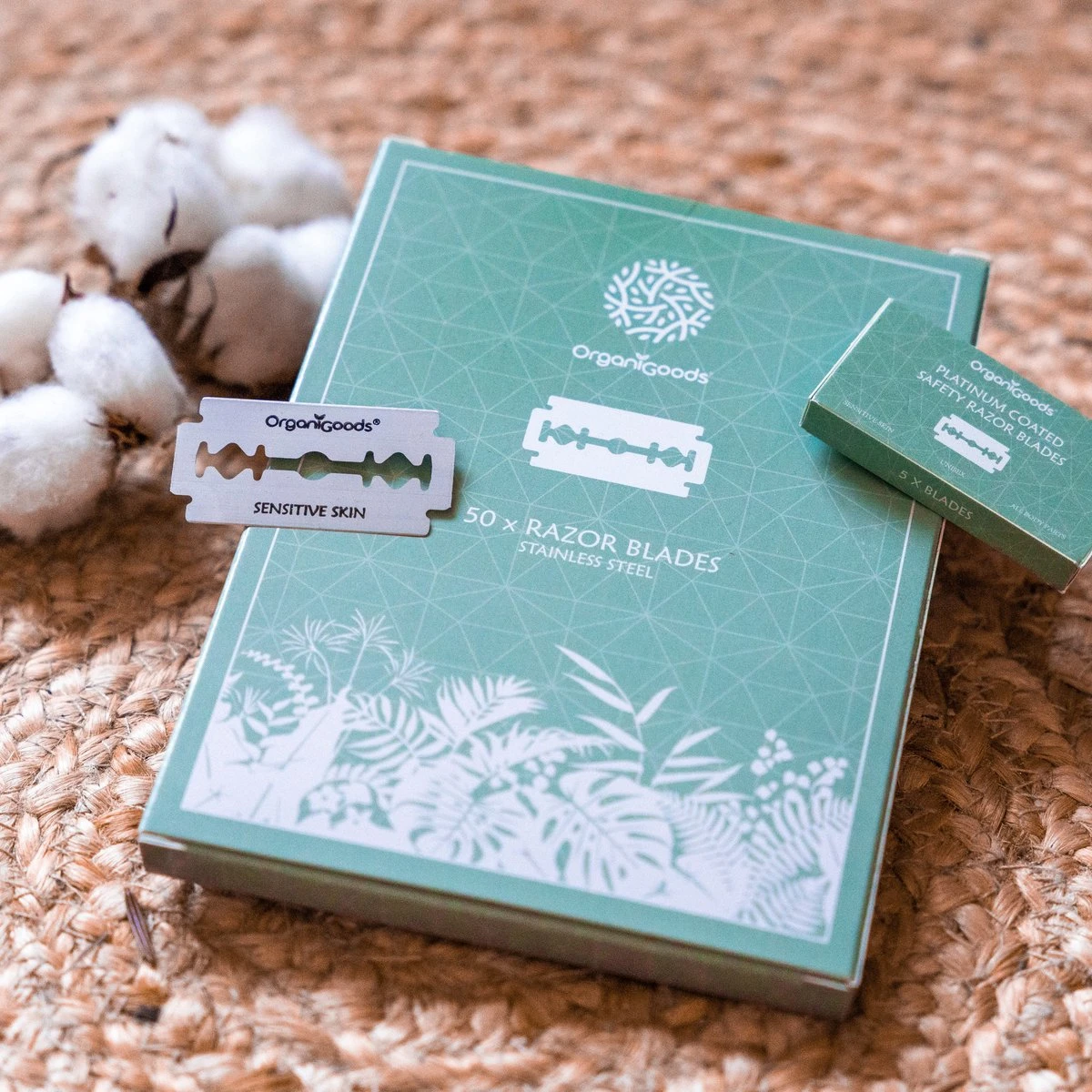 OrganiGoods Safety Razor Blades - 50 Stuks - Mesjes - Platinum Scheermesjes - Navulling Mesjes - Alle Lichaamsdelen - Double Edge Blade Scheermes - Zero Waste 4 OrganiGoods Safety Razor Blades - 50 Stuks - Mesjes - Platinum Scheermesjes - Navulling Mesjes - Alle Lichaamsdelen - Double Edge Blade Scheermes - Zero Waste - Afbeelding 2