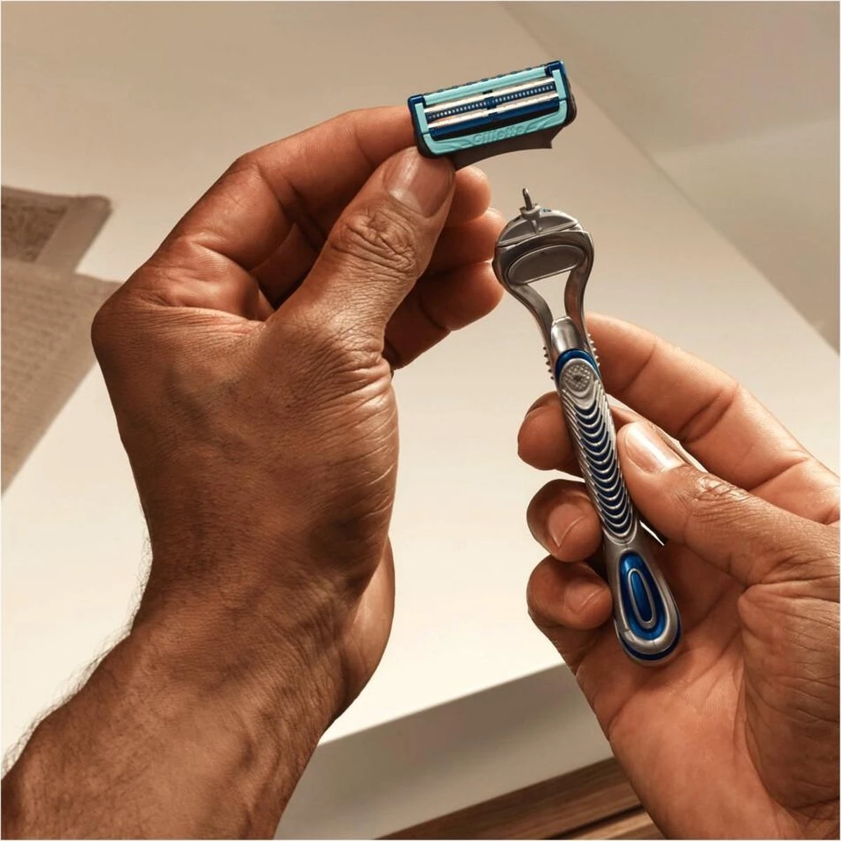Gillette® Gillette Scheermesjes SkinGuard Sensitive 4 Stuks 5 Gillette® Gillette Scheermesjes SkinGuard Sensitive 4 Stuks - Afbeelding 3