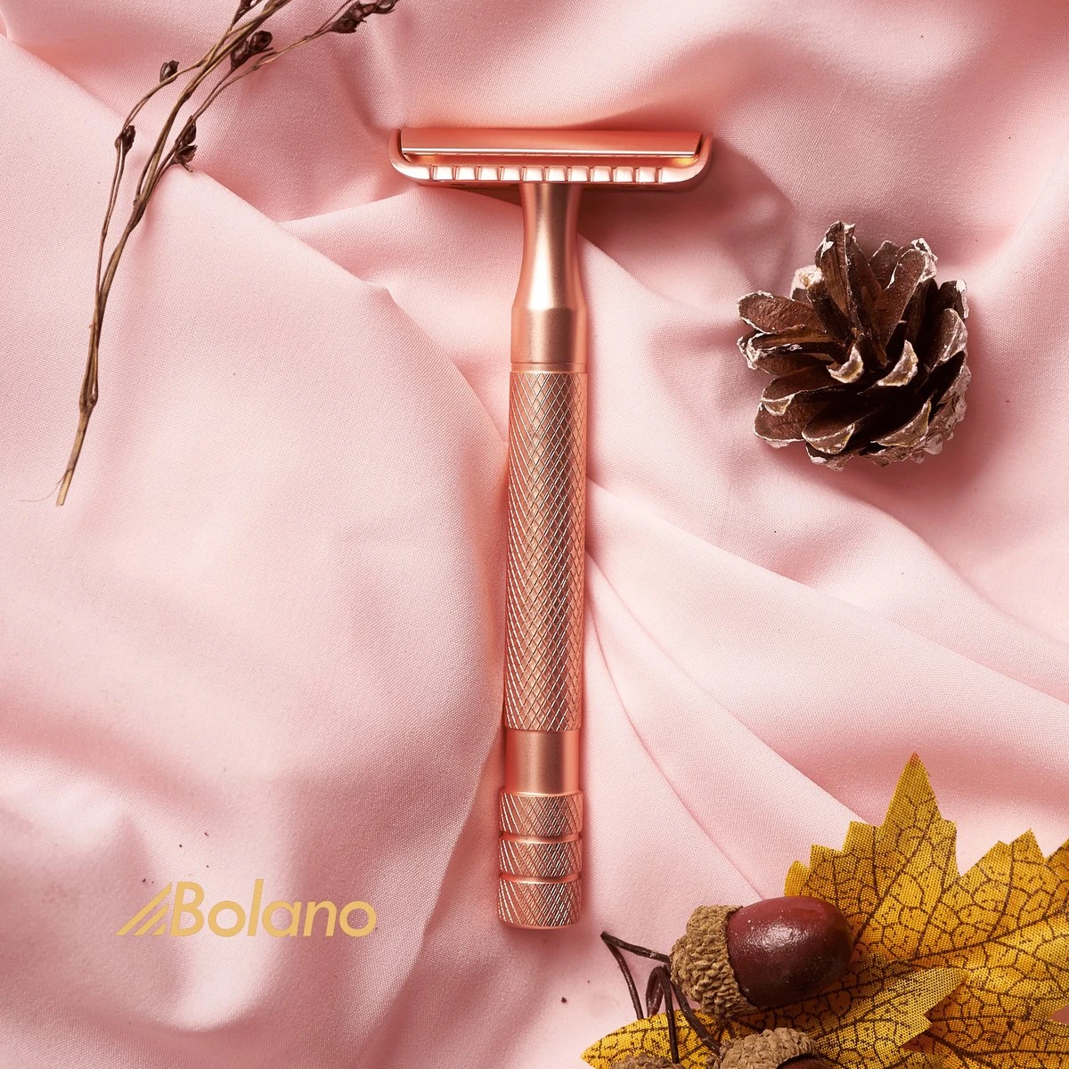 Bolano® Safety Razor Set Rose Gold + 30 Double Edge Scheermesjes + Houder - Klassiek Scheermes Voor Mannen En Vrouwen - D663 14 Bolano® Safety Razor Set Rose Gold + 30 Double Edge Scheermesjes + Houder - Klassiek Scheermes Voor Mannen En Vrouwen - D663 - Afbeelding 12