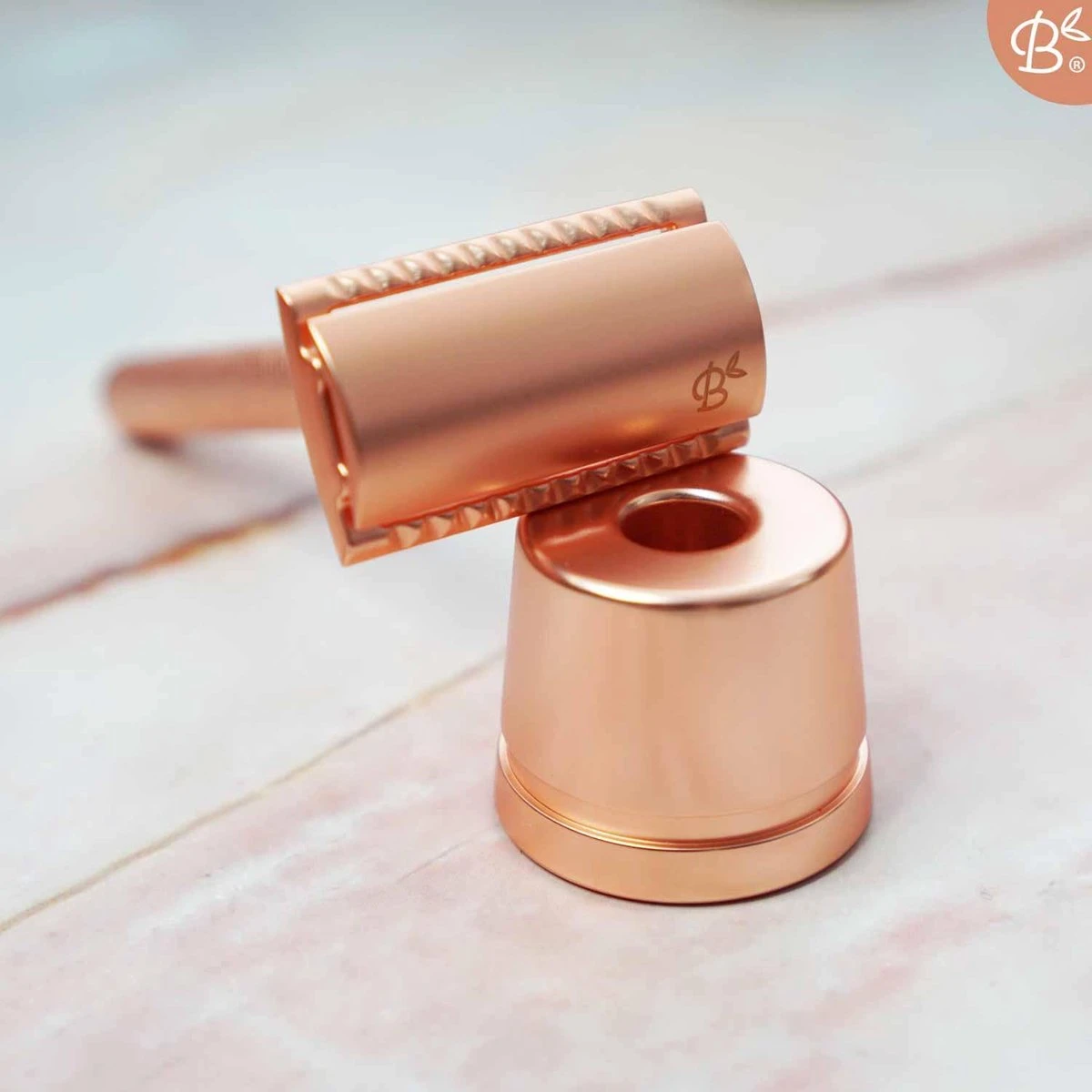 Bamboozy Safety Razor Met Houder RVS + 20 Scheermesjes Rose Gold Goud Voor Vrouwen Dames Mannen Double Edge Zero Waste Duurzaam Scheren 13 Bamboozy Safety Razor Met Houder RVS + 20 Scheermesjes Rose Gold Goud Voor Vrouwen Dames Mannen Double Edge Zero Waste Duurzaam Scheren - Afbeelding 11
