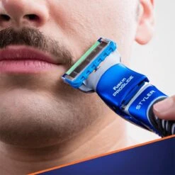 Gillette® Gillette Fusion ProGlide 3 In 1 Styler - Scheersysteem Mannen 20 Gillette® Gillette Fusion ProGlide 3 In 1 Styler - Scheersysteem Mannen -Lichaamsverzorging Winkel 1200x1200 1340