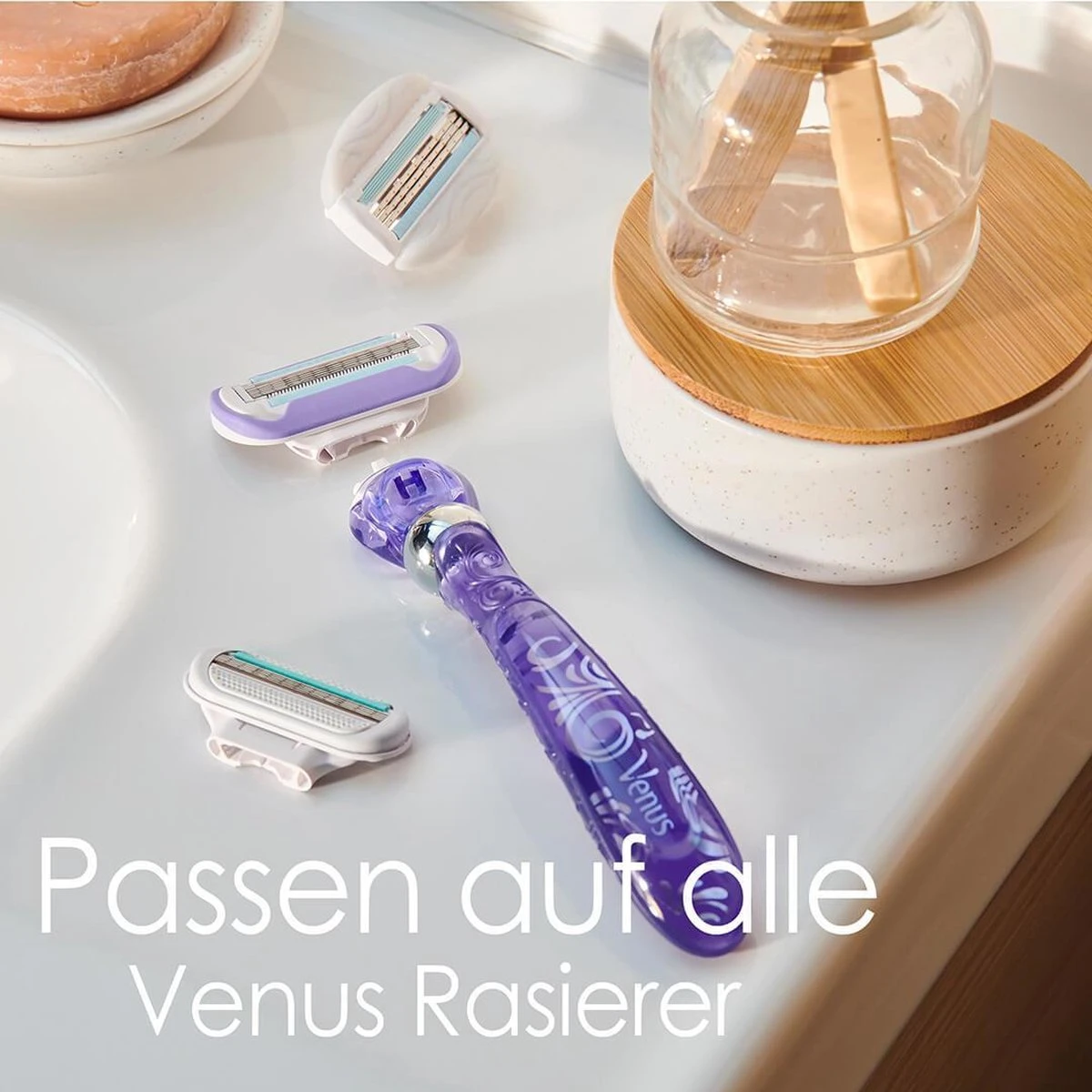 Gillette Deluxe Smooth Swirl Scheermesjes Voor Vrouwen - 4 Navulmesjes 10 Gillette Deluxe Smooth Swirl Scheermesjes Voor Vrouwen - 4 Navulmesjes - Afbeelding 8