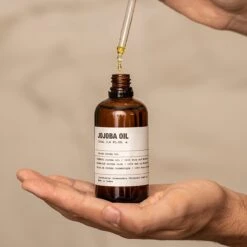 Merkloos Biologische Jojoba Olie Uit India - 100% Puur, Koudgeperst -Lichaamsverzorging Winkel 1200x1200 2305