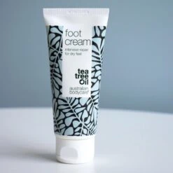 Australian Bodycare Foot Cream 100 Ml - Verzorgende Voetcrème Met 100% Natuurlijke Tea Tree Olie - Geschikt Voor Droge Voeten Om Scheuren In Je Huid Te Voorkomen -Lichaamsverzorging Winkel 1200x1200 232