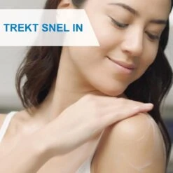 CeraVe - Moisturizing Lotion - Bodylotion - Droge Tot Zeer Droge Huid - 1000 Ml 30 CeraVe - Moisturizing Lotion - Bodylotion - Droge Tot Zeer Droge Huid - 1000 Ml -Lichaamsverzorging Winkel 1200x1200 2429