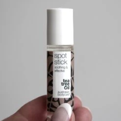 Australian Bodycare Spot Stick 9 Ml - Roll-on Stick Met Tea Tree Olie Tegen Mee-eters, Puistjes En Pukkels - Eerste Hulp Bij Opkomende Puistjes -Lichaamsverzorging Winkel 1200x1200 373
