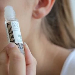 Australian Bodycare Spot Stick 9 Ml - Roll-on Stick Met Tea Tree Olie Tegen Mee-eters, Puistjes En Pukkels - Eerste Hulp Bij Opkomende Puistjes -Lichaamsverzorging Winkel 1200x1200 378