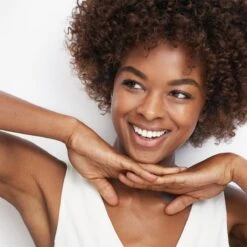 Olay Beauty Fluid Hydraterende Lotion Voor Gezicht En Lichaam - 200 Ml 15 Olay Beauty Fluid Hydraterende Lotion Voor Gezicht En Lichaam - 200 Ml -Lichaamsverzorging Winkel 1200x1200 563