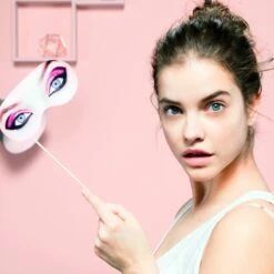 L’Oréal Paris Skin Expert Delicate Flowers Zachte Reinigingsdoekjes - 6 X 25 Stuks - Voordeelverpakking - Gezichtsreiniger Voor Droge En Gevoelige Huid -Lichaamsverzorging Winkel 1200x1200 824