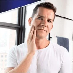 Gillette® Gillette Skinguard Sensitive Scheermesjes Mannen - 12 Stuks -Lichaamsverzorging Winkel 1200x1200 905