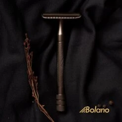 Bolano® Safety Razor Set Mat Zwart + 30 Double Edge Scheermesjes + Houder- Klassiek Scheermes Voor Mannen En Vrouwen - D663 17 Bolano® Safety Razor Set Mat Zwart + 30 Double Edge Scheermesjes + Houder- Klassiek Scheermes Voor Mannen En Vrouwen - D663 -Lichaamsverzorging Winkel 1200x1200 995