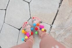 Vastu Eeltverwijderaar - Elektrische Oplaadbare Voetvijl Inclusief Opvangdoekje & Opbergzakje - Callus Remover - Inclusief Extra Opzetvijlen 18 Vastu Eeltverwijderaar - Elektrische Oplaadbare Voetvijl Inclusief Opvangdoekje & Opbergzakje - Callus Remover - Inclusief Extra Opzetvijlen -Lichaamsverzorging Winkel 1200x796 2