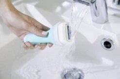 Wilkinson Intuition Sensitive Care 4 Scheermesjes - Navulling 14 Wilkinson Intuition Sensitive Care 4 Scheermesjes - Navulling -Lichaamsverzorging Winkel 1200x799 4