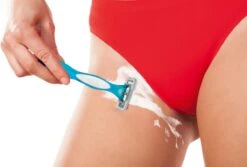 BIC Soleil Bella Wegwerp Scheermesjes Voor Dames - Bundel Van 2 Verpakkingen Van 3 Stuks -Lichaamsverzorging Winkel 1200x809 3