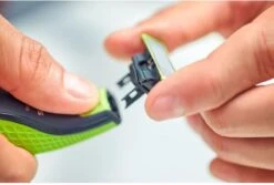 Philips OneBlade Original Blade QP220/50 - Vervangmesjes - 2 Stuks -Lichaamsverzorging Winkel 1200x813 1