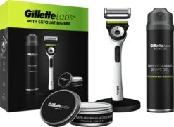 Gillette® GilletteLabs With Exfoliating Bar Set - Scheersyteem + Scheergel + Hydraterende Crème – Van Gillette Voor Mannen