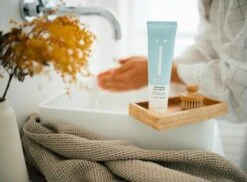 Naïf Gezichtsreiniger - Face Wash 100ml - Gezichtsverzorging - Met Natuurlijke Ingrediënten -Lichaamsverzorging Winkel 1200x883 2