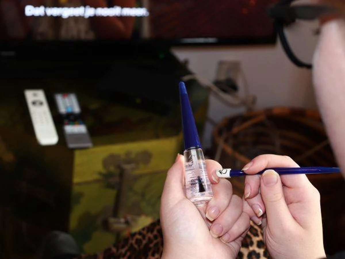 Herome Bokkenpoot Nagelriemduwer - Cuticle Pusher - Handige Tool Voor Manicurebehandeling - Hygienisch In Gebruik 7 Herome Bokkenpoot Nagelriemduwer - Cuticle Pusher - Handige Tool Voor Manicurebehandeling - Hygienisch In Gebruik - Afbeelding 5