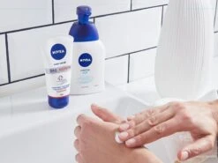 NIVEA 3-in-1 Repair Handcrème - 6 X 100ml - Droge Huid 10 NIVEA 3-in-1 Repair Handcrème - 6 X 100ml - Droge Huid -Lichaamsverzorging Winkel 1200x900 13