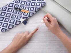 Herome Herome SOS Nail Repair -Repareer Eenvoudig Gescheurde Ingescheurde Nagels - Nagellijm Met Vijl - 10ml. -Lichaamsverzorging Winkel 1200x900 3