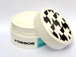 Assos Chamois Creme Broekenvet 200ml Man -Lichaamsverzorging Winkel 1200x903