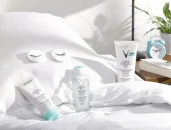 Vichy Pureté Thermale 3-in-1 Reinigingslotion -200ml - Make-up Verwijdering 23 Vichy Pureté Thermale 3-in-1 Reinigingslotion -200ml - Make-up Verwijdering -Lichaamsverzorging Winkel 1200x916 1