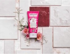 Weleda Aroma Shower Love Douchecrème 9 Weleda Aroma Shower Love Douchecrème -Lichaamsverzorging Winkel 1200x926 2