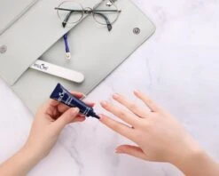 Herome Nagelriemcreme - Cuticle Cream - Herstelt Droge En Ingescheurde Nagelriemen. Ontstekingsremmend. - 13.5ml. 19 Herome Nagelriemcreme - Cuticle Cream - Herstelt Droge En Ingescheurde Nagelriemen. Ontstekingsremmend. - 13.5ml. -Lichaamsverzorging Winkel 1200x960 2