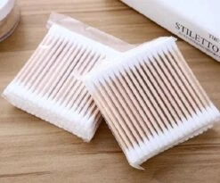 Merkloos Wattenstaafjes Hout - Bamboe - 2x100 St -Lichaamsverzorging Winkel 1200x998 3