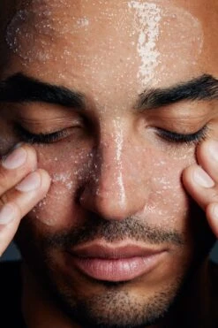 NIVEA MEN Protect & Care Reinigingsscrub - 3 X 75 Ml - Voordeelverpakking 7 NIVEA MEN Protect & Care Reinigingsscrub - 3 X 75 Ml - Voordeelverpakking -Lichaamsverzorging Winkel 800x1200 15