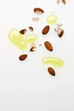 NIVEA Essentials Verzachtende Reinigingsmelk Met Amandelolie - 200 Ml - Reinigingsmelk 8 NIVEA Essentials Verzachtende Reinigingsmelk Met Amandelolie - 200 Ml - Reinigingsmelk -Lichaamsverzorging Winkel 800x1200 18