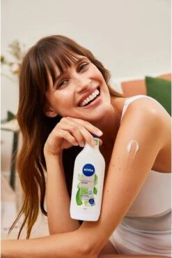 NIVEA Naturally Good Bio Aloë Vera Bodylotion - 350 Ml 11 NIVEA Naturally Good Bio Aloë Vera Bodylotion - 350 Ml -Lichaamsverzorging Winkel 804x1200 7