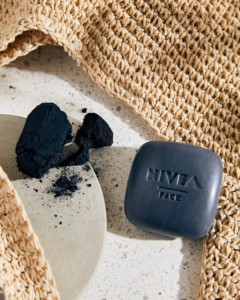 NIVEA Naturally Clean Face Bar Zuiverende Scrub 75 Gr 7 NIVEA Naturally Clean Face Bar Zuiverende Scrub 75 Gr - Afbeelding 5