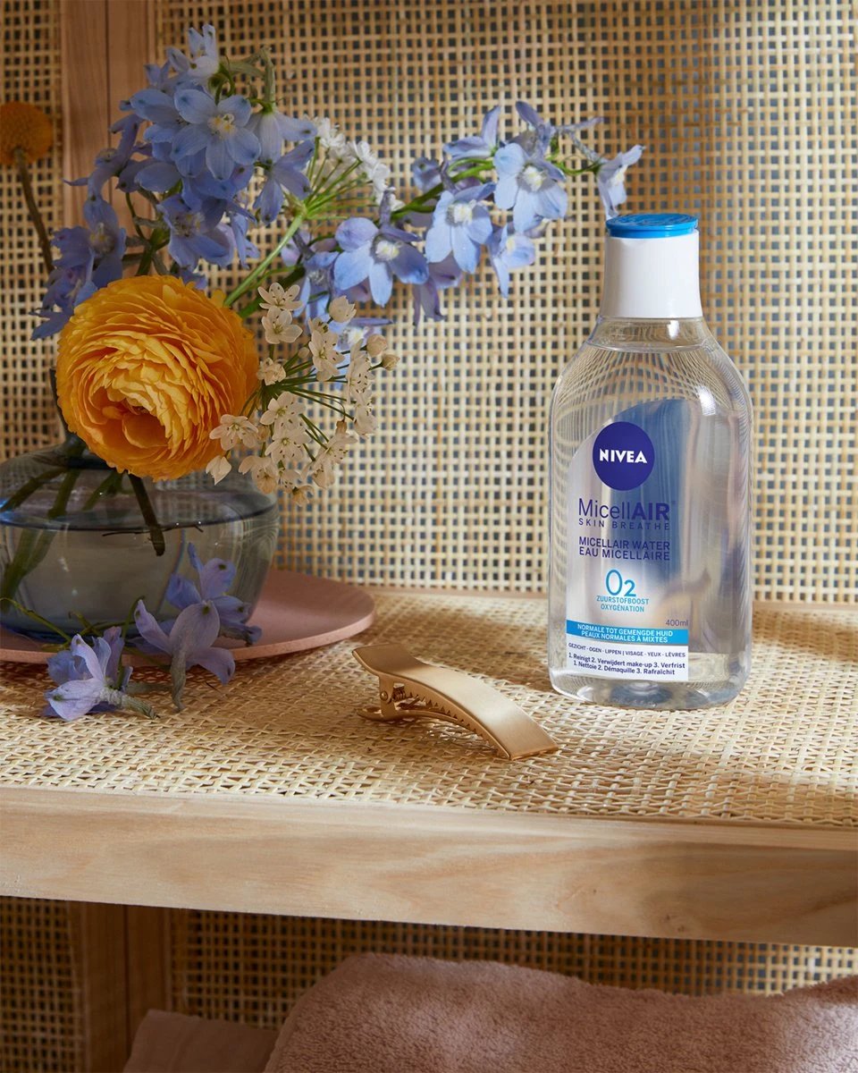 NIVEA Essentials Verfrissend & Verzorgend Micellair Water Normale Huid - 400 Ml 8 NIVEA Essentials Verfrissend & Verzorgend Micellair Water Normale Huid - 400 Ml - Afbeelding 6