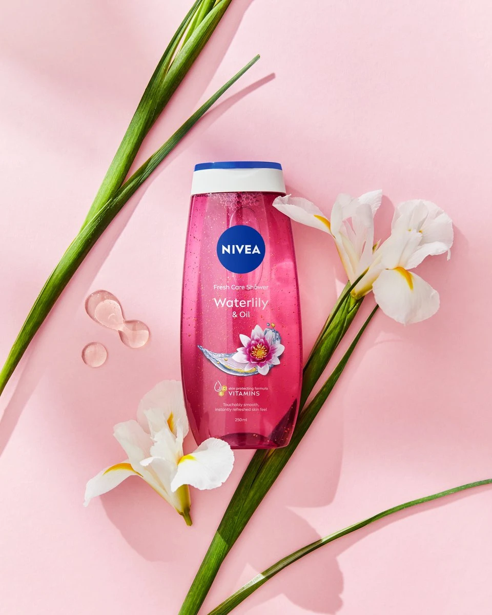 NIVEA Waterlily & Oil - 6 X 250 Ml - Voordeelverpakking - Douchegel 4 NIVEA Waterlily & Oil - 6 X 250 Ml - Voordeelverpakking - Douchegel - Afbeelding 2