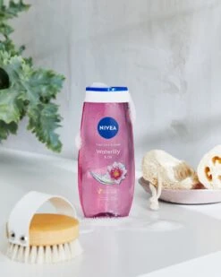 NIVEA Waterlily & Oil - 6 X 250 Ml - Voordeelverpakking - Douchegel 9 NIVEA Waterlily & Oil - 6 X 250 Ml - Voordeelverpakking - Douchegel -Lichaamsverzorging Winkel 960x1200 50